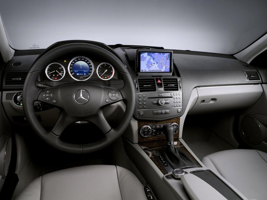  Mercedes-Benz C-Class Estate 2007 года  (фото 62 из 237)